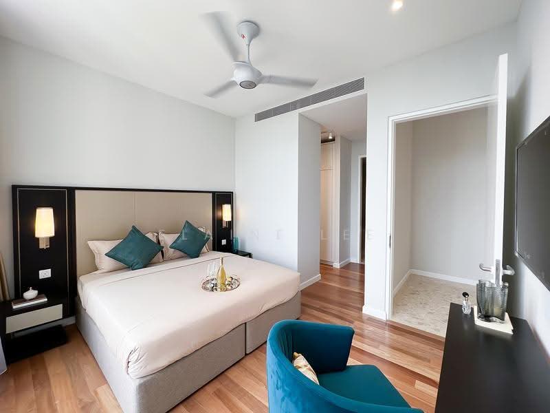 Kediaman Servis untuk Dijual di Pavilion Ceylon Hill - Elaine Lee - Bedroom - PropertyGuru.com.my