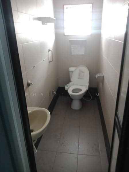 Rumah Teres 2-Tingkat untuk Dijual di Petaling Jaya (Selangor) - Phyllis Lim - Bathroom - PropertyGuru.com.my