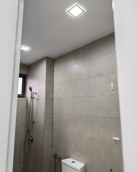 Rumah Teres 2-Tingkat untuk Disewa di Taman Seri Segar (Semenyih) - Edmond Liew - Bathroom - PropertyGuru.com.my