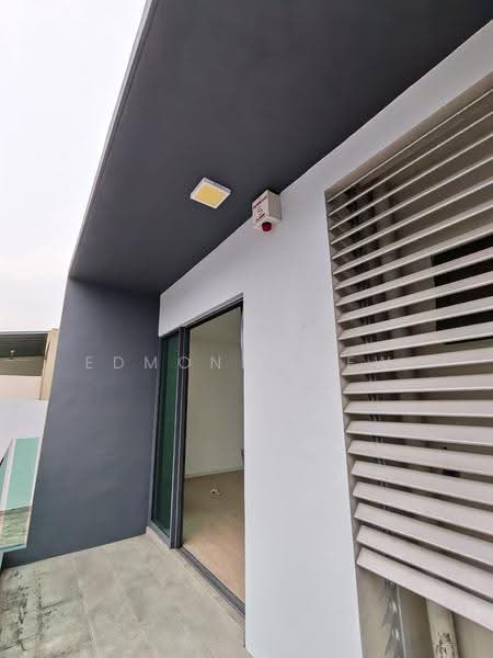Rumah Teres 2-Tingkat untuk Disewa di Taman Seri Segar (Semenyih) - Edmond Liew - Exterior - PropertyGuru.com.my