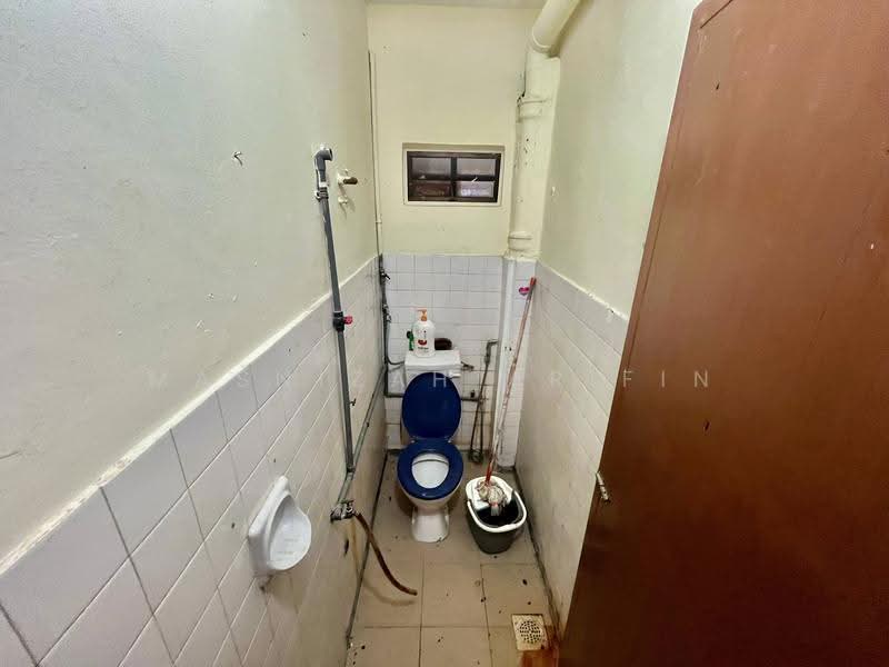 2-storey Terraced House for Sale in Taman Cempaka (Ampang) - Masnizah Arifin - Bathroom - PropertyGuru.com.my