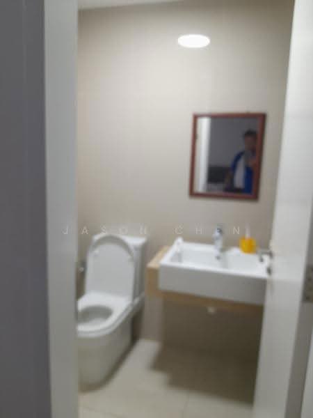 Service Residence for Sale at United Point (Residensi Berpadu) - Jason Chen - Bathroom - PropertyGuru.com.my