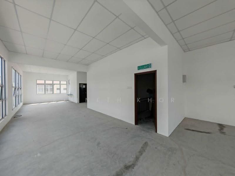 Shop for Rent in Pasir Gudang (Johor) - Kenneth Khor - Interior - PropertyGuru.com.my
