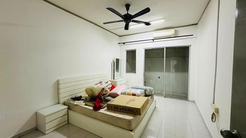 Townhouse for Sale in Rawang (Selangor) - Ken Chong - Bedroom - PropertyGuru.com.my