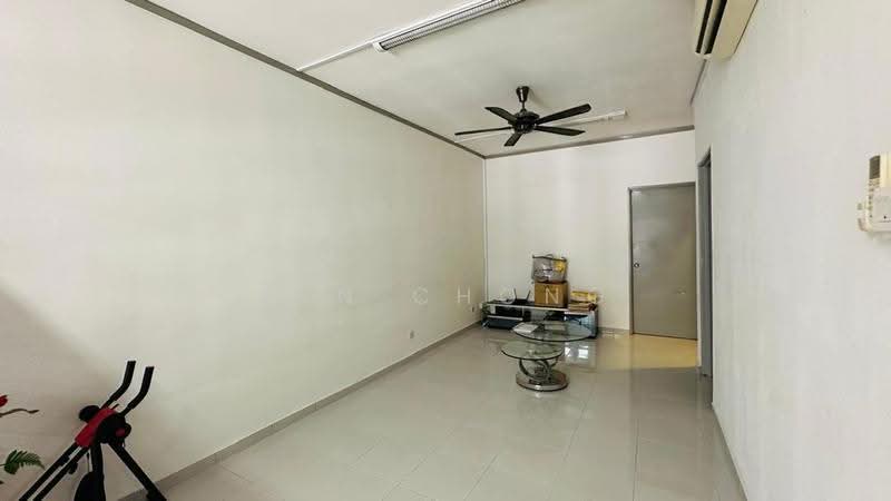 Townhouse for Sale in Rawang (Selangor) - Ken Chong - Living Room - PropertyGuru.com.my