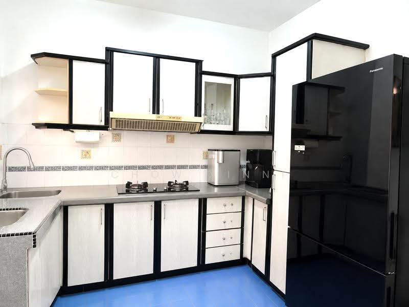 Pangsapuri untuk Dijual di Subang Perdana Goodyear Court 9 - CHOW XINNI - Kitchen - PropertyGuru.com.my