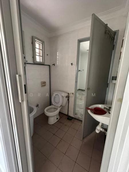 Rumah Teres 2-Tingkat untuk Dijual di Taman Jaya Baru (Cheras) - GRACE SUM - Bathroom - PropertyGuru.com.my
