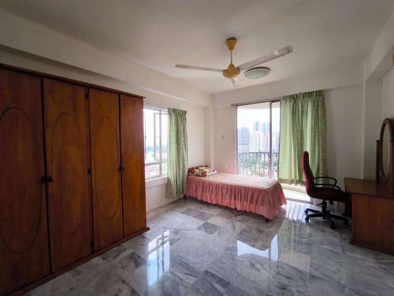Kondominium untuk Dijual di Jasmine Towers - J. Lim - Bedroom - PropertyGuru.com.my
