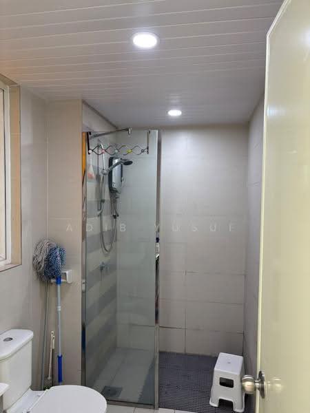 Kediaman Servis untuk Disewa di Menara U2 - Adib Yusuf - Bathroom - PropertyGuru.com.my