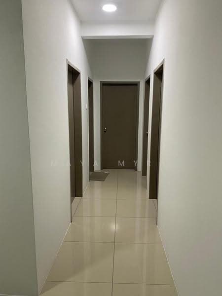 Kondominium untuk Disewa di Platinum Splendor Residence - Maya Myra - Corridor - PropertyGuru.com.my