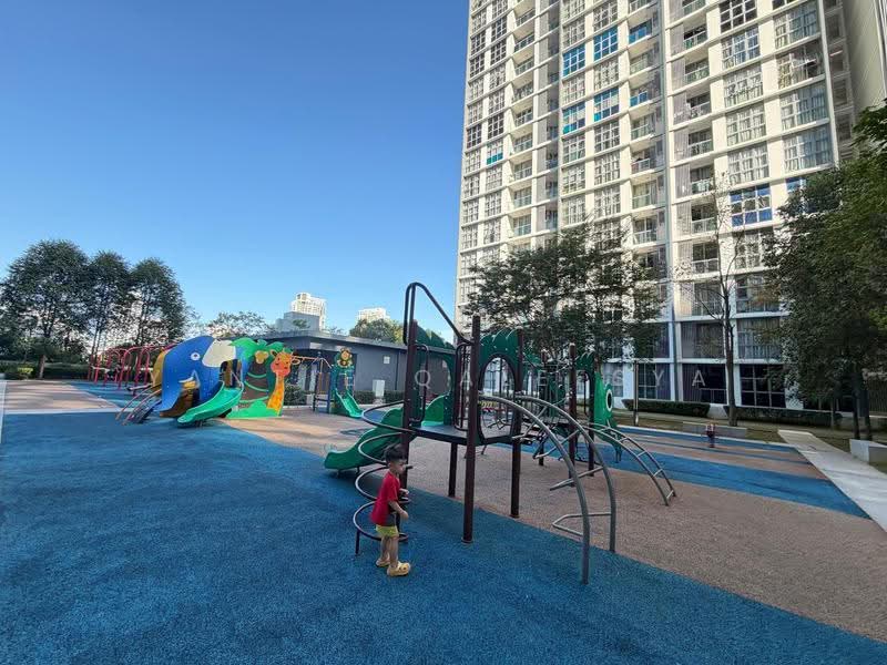 Condominium for Sale at Lakefront Residence - Yantie Qaleesya - PropertyGuru.com.my