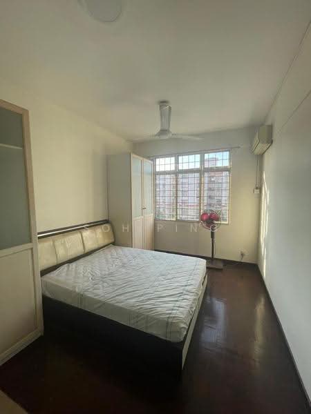 Pangsapuri untuk Dijual di Subang Perdana Goodyear Court 8 - Soh Ping - Bedroom - PropertyGuru.com.my