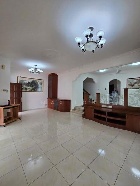 Rumah Berkembar untuk Disewa di Taman Perling (Perling) - Max Loh - Living Room - PropertyGuru.com.my