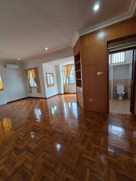 Rumah Berkembar untuk Disewa di Taman Perling (Perling) - Max Loh - Living Room - PropertyGuru.com.my
