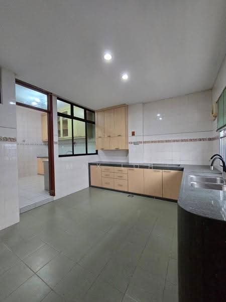 Rumah Berkembar untuk Disewa di Taman Perling (Perling) - Max Loh - Kitchen - PropertyGuru.com.my