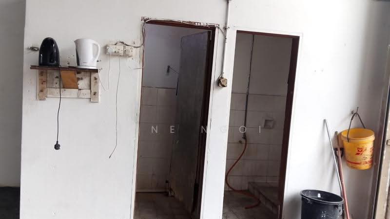 Kilang untuk Dijual di Taman Industri Jaya (Skudai) - Jane Ngoi - Bathroom - PropertyGuru.com.my