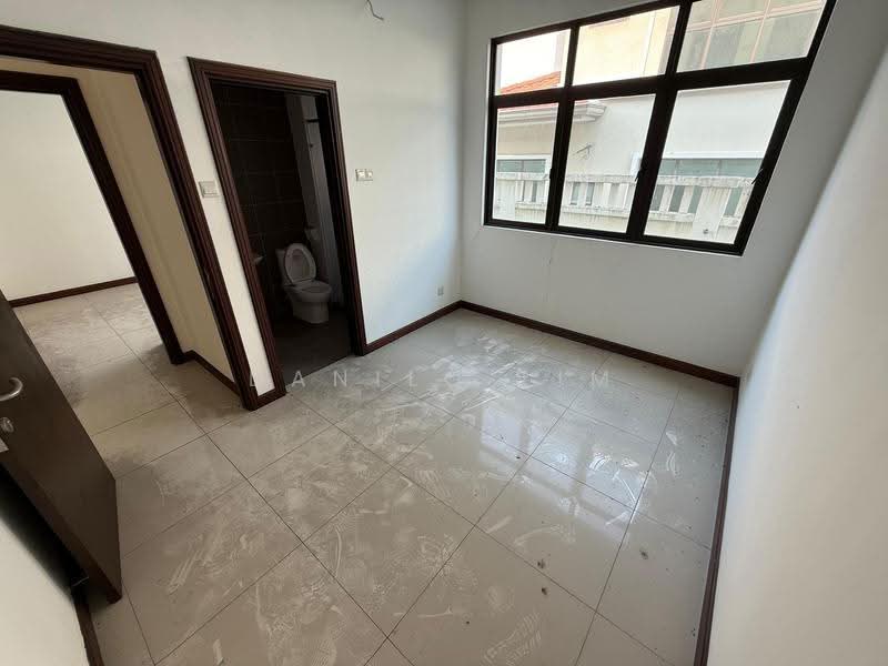 Bungalow House for Sale in Bandar Damai Perdana (Cheras) - Danilo Lim - Bathroom - PropertyGuru.com.my