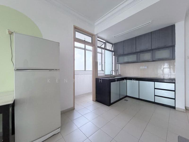 Apartment for Rent at Lake View Suites - Kenneth Tan - Kitchen - PropertyGuru.com.my