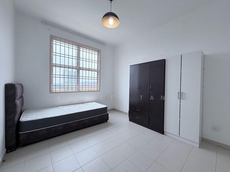 Apartment for Rent at Lake View Suites - Kenneth Tan - PropertyGuru.com.my