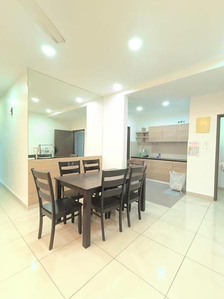 Apartment for Sale at Seri Austin Residence (Pangsapuri Seri Austin) - May Lim - Dining Room - PropertyGuru.com.my