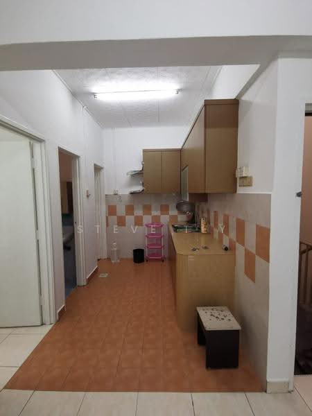 Pangsapuri untuk Dijual di Nusa Bestari Shoplot Apartment - Steve Tey - Kitchen - PropertyGuru.com.my