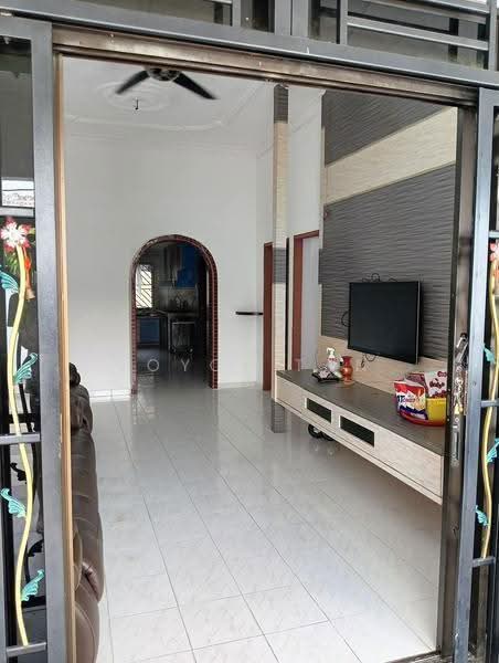Rumah Teres 1-Tingkat untuk Disewa di Bandar Selesa Jaya (Skudai) - Joyce Tan - Living Room - PropertyGuru.com.my