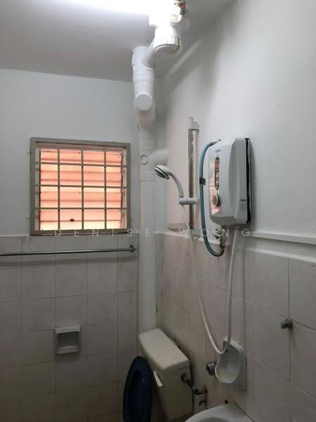 Apartment for Rent at saujana apartment - Denise Wong - Bathroom - PropertyGuru.com.my