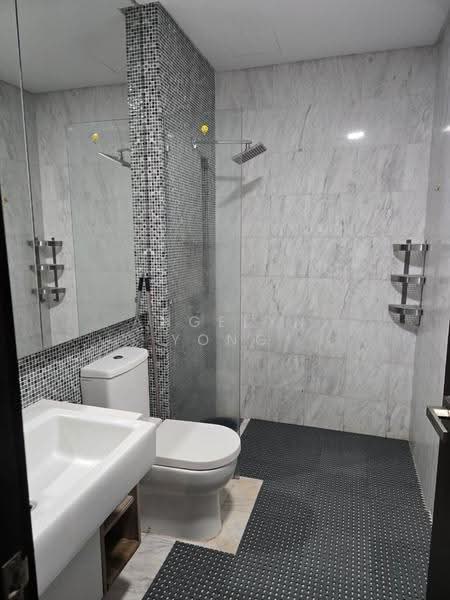 Kediaman Servis untuk Disewa di The Elements - Angelyn Yong - Bathroom - PropertyGuru.com.my