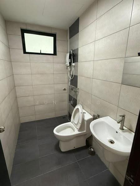 Service Residence for Sale at Molek Regency - Jun Wang - Bathroom - PropertyGuru.com.my