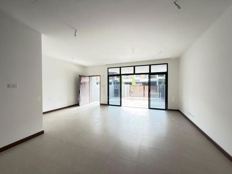 Rumah Teres 2-Tingkat untuk Dijual di Puteri Harbour (Iskandar Puteri (Nusajaya)) - Shieh Long Chen - Living Room - PropertyGuru.com.my