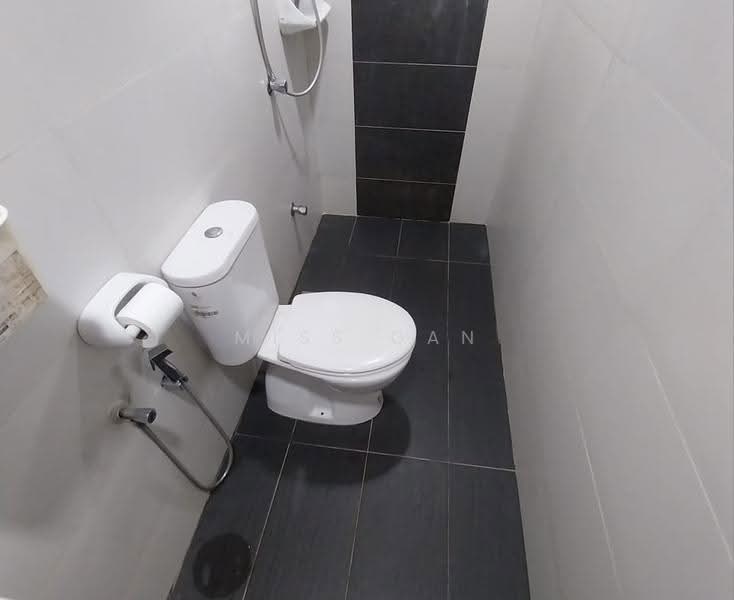 1-storey Terraced House for Sale in SS5 (Petaling Jaya) - Miss Gan - Bathroom - PropertyGuru.com.my
