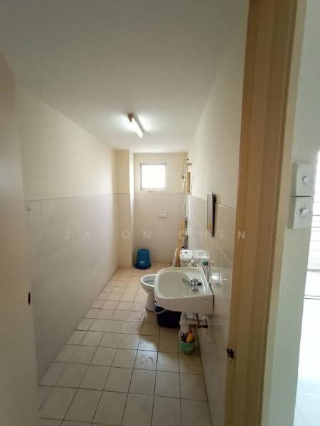Pangsapuri untuk Dijual di Vista Mutiara - Jason Chen - Bathroom - PropertyGuru.com.my