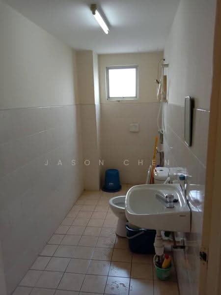 Pangsapuri untuk Dijual di Vista Mutiara - Jason Chen - Bathroom - PropertyGuru.com.my