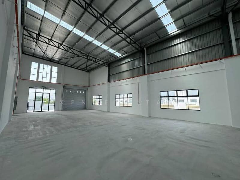 Kilang untuk Disewa di Eco Business Park 1 (Johor Bahru) - Kenneth Tan - Interior - PropertyGuru.com.my