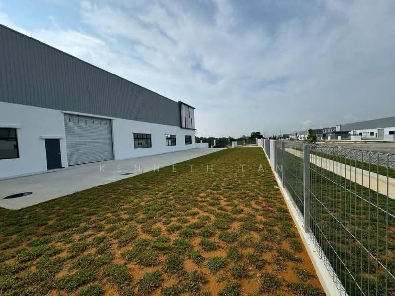 Kilang untuk Disewa di Eco Business Park 1 (Johor Bahru) - Kenneth Tan - Exterior - PropertyGuru.com.my