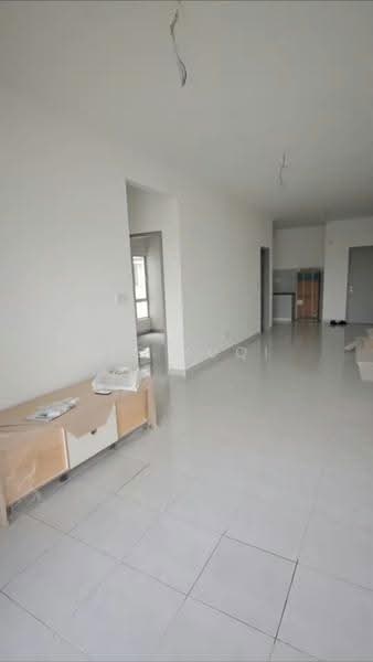 Pangsapuri untuk Disewa di Idaman BSP - Lee Yuqi - Living Room - PropertyGuru.com.my
