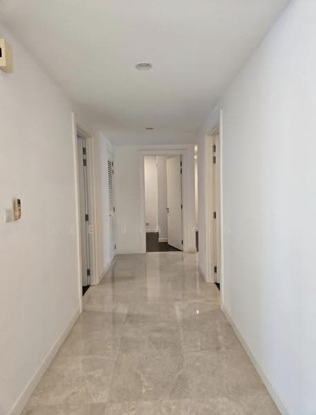 Condominium for Sale at Seni Mont Kiara - Lee Jia Ying - Corridor - PropertyGuru.com.my