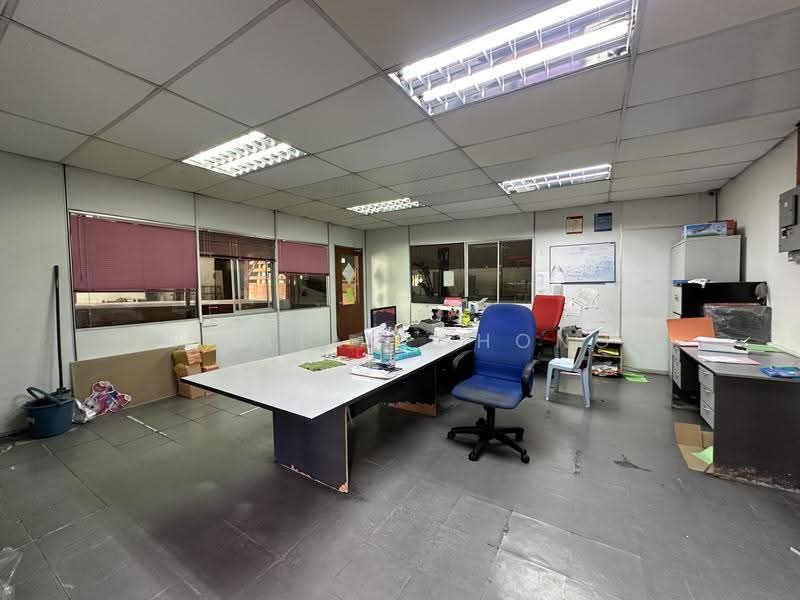 Kilang Terpisah untuk Dijual di Taman Teknologi Cheng (Cheng) - William Chong - Interior - PropertyGuru.com.my