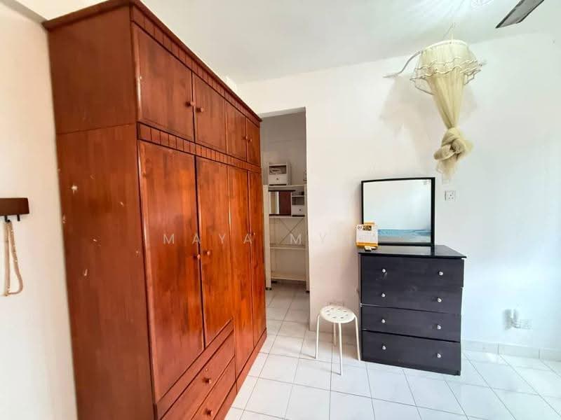 Pangsapuri untuk Disewa di Pangsapuri Mawar - Maya Myra - Bedroom - PropertyGuru.com.my