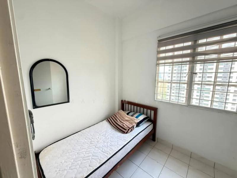 Pangsapuri untuk Disewa di Pangsapuri Mawar - Maya Myra - Bedroom - PropertyGuru.com.my