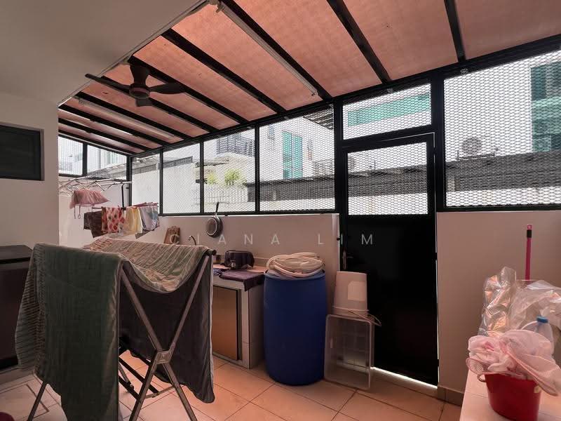Rumah Teres 3-Tingkat untuk Dijual di Taman Bayu Damansara (Petaling Jaya) - Ciana Lim - Balcony - PropertyGuru.com.my