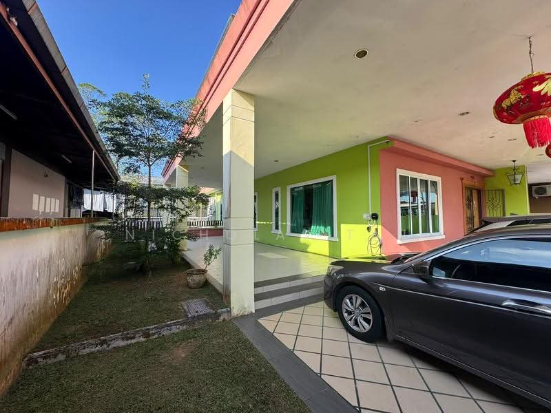 Rumah Berkembar untuk Dijual di Kuching (Sarawak) - Nicholas Tan - PropertyGuru.com.my