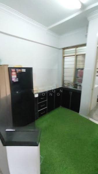 Pangsapuri untuk Disewa di Vista Seri Putra - Eason Hong - Kitchen - PropertyGuru.com.my