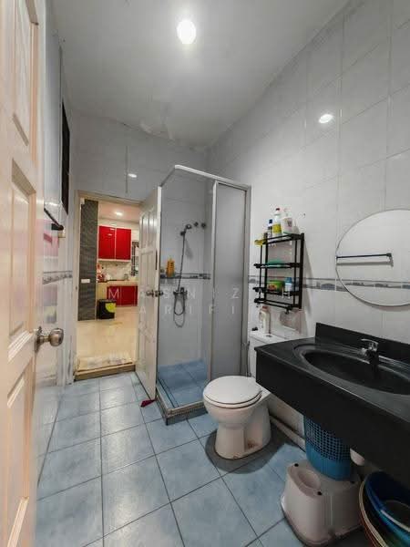 Semi-Detached House for Sale in Ampang Jaya (Ampang) - Masnizah Arifin - Bathroom - PropertyGuru.com.my