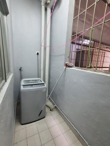 Kediaman Servis untuk Disewa di The Arc - Yam Yi Han - Balcony - PropertyGuru.com.my