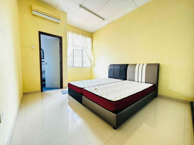 Terraced House for Sale in Bandar Puteri Puchong (Puchong) - Jayden Lee - Bedroom - PropertyGuru.com.my
