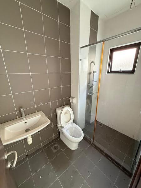 Bungalow House untuk Dijual di Damai Gayana (Cheras) - Danilo Lim - Bathroom - PropertyGuru.com.my