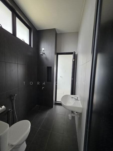 Rumah Teres 2-Tingkat untuk Dijual di Johor Bahru (Johor) - Tori Cheon - Bathroom - PropertyGuru.com.my