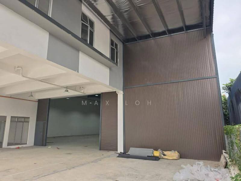 Semi-D Factory for Rent in Taman Perindustrian Desa Plentong (Masai) - Max Loh - Exterior - PropertyGuru.com.my