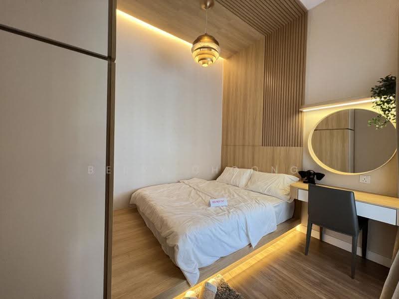 Kediaman Servis untuk Dijual di Maxim D'Parc - Berry Choong - Bedroom - PropertyGuru.com.my